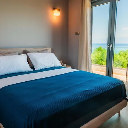 Oceanfront Elaia Private Pool & Panoramic Views Villa *