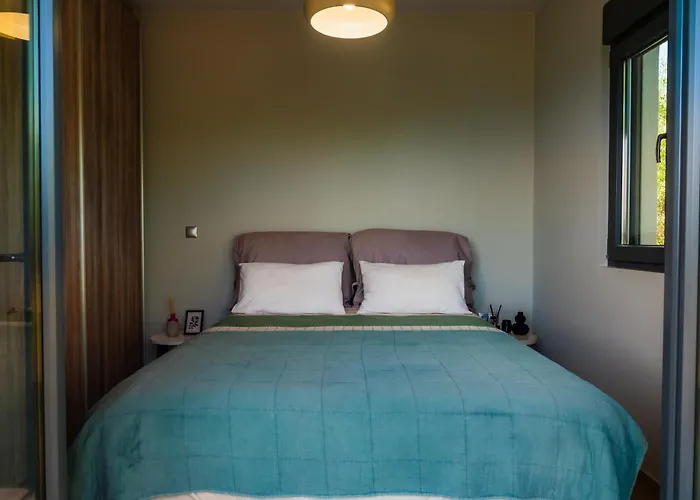 Oceanfront Elaia Private Pool & Panoramic Views