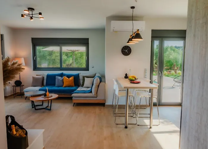 Oceanfront Elaia Private Pool & Panoramic Views *