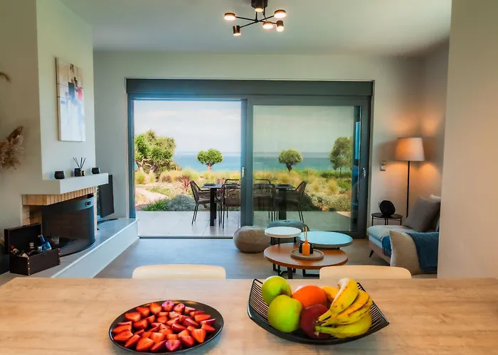 Oceanfront Elaia Private Pool & Panoramic Views Βίλα